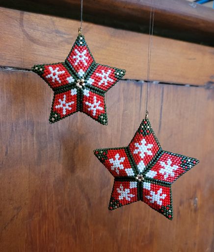 Santa's Sweater Stars